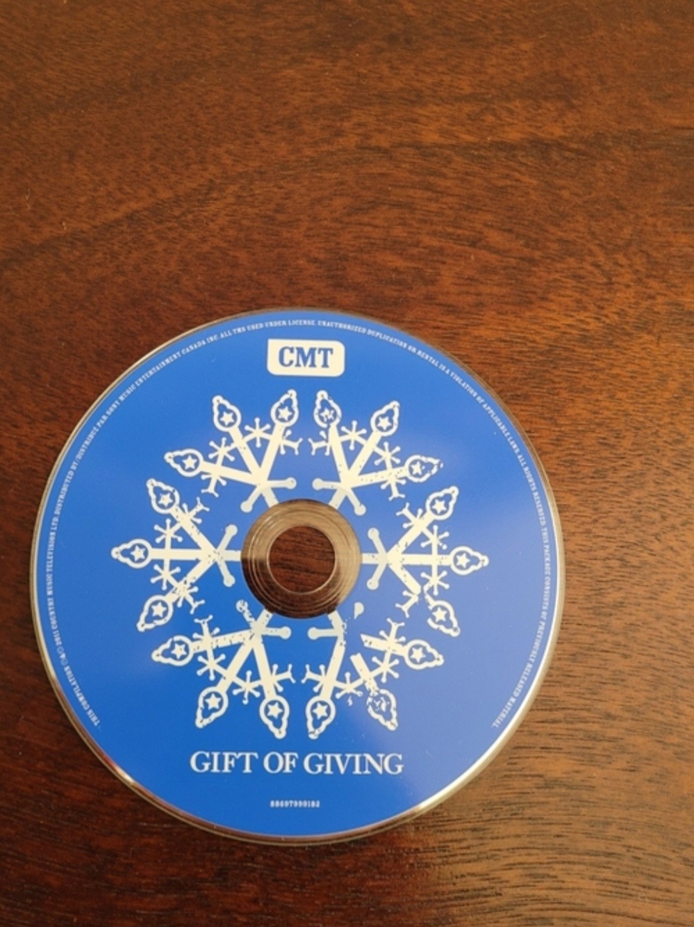 CMT Gift of Giving Festive Holiday Music CD